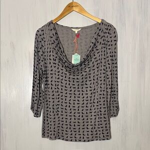 New WHITE STUFF Med. Cat Novelty Print Birch Grey Canada Water Tee Draped Front